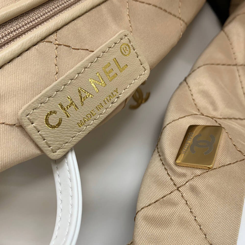 Chanel 22 Small Handbag in White with Gold Hardware - Replica Luxury Bags™