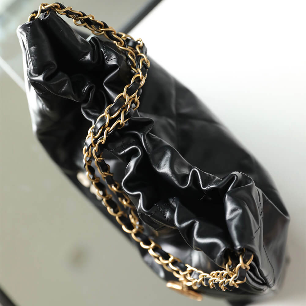 Chanel 22 Handbag - Replica Luxury Bags™