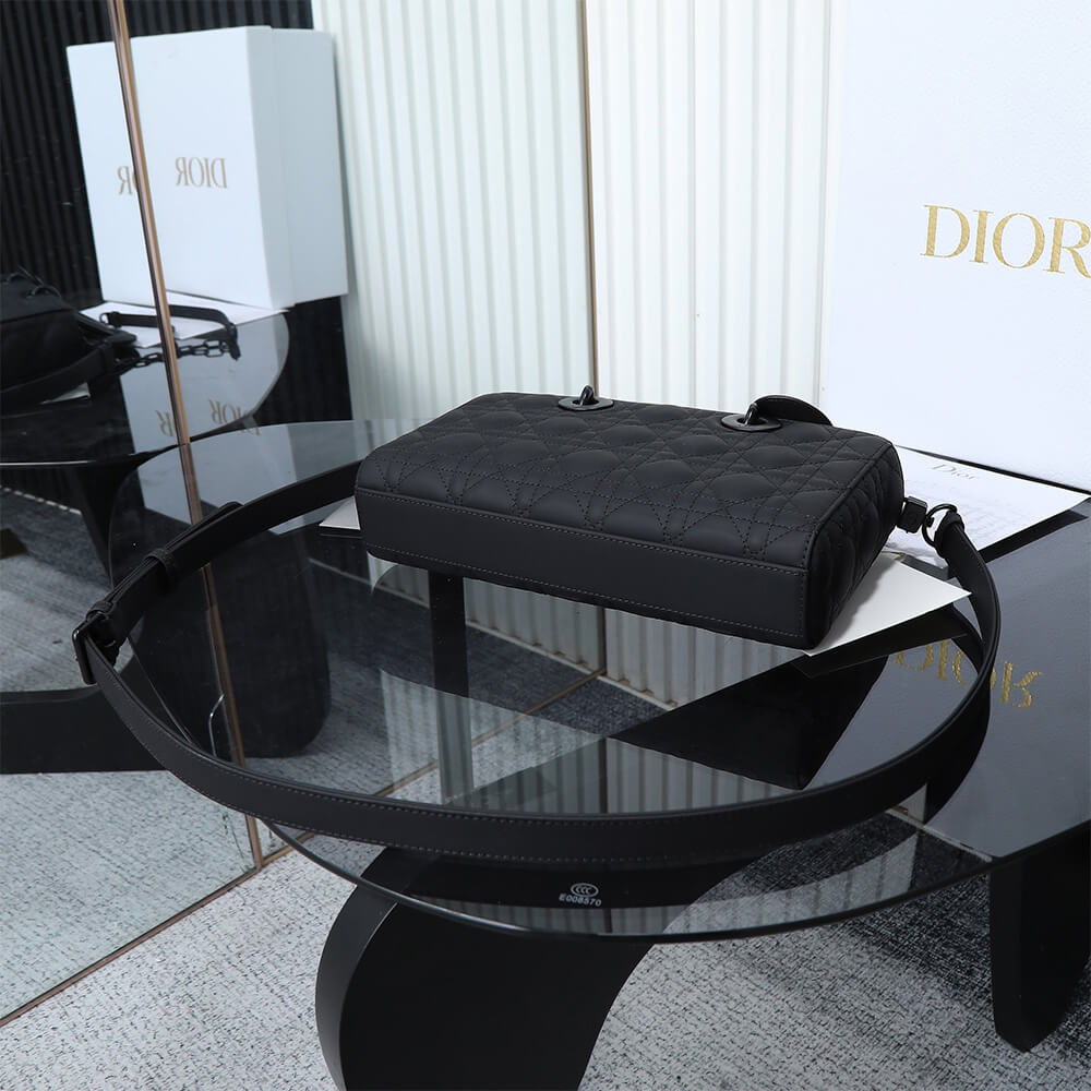 Dior Medium Lady D-Joy Bag - Replica Luxury Bags™