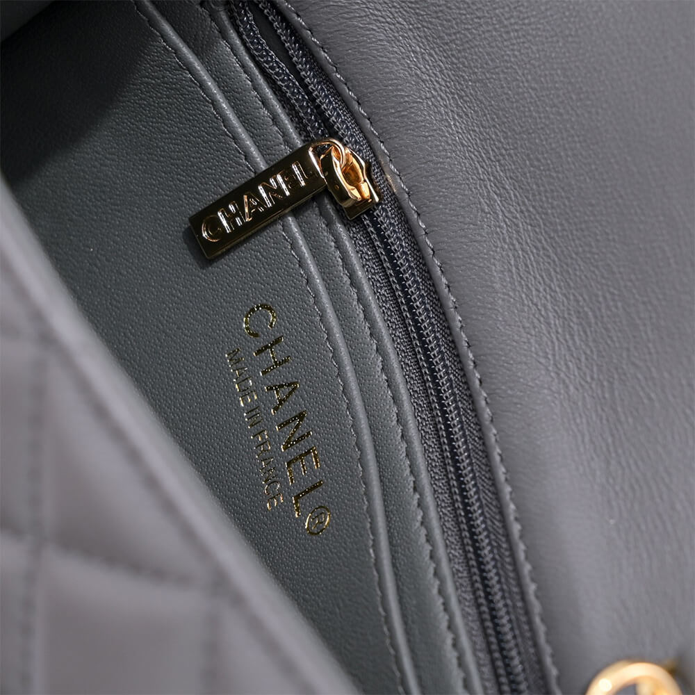 Chanel Mini Flap Bag - Replica Luxury Bags™