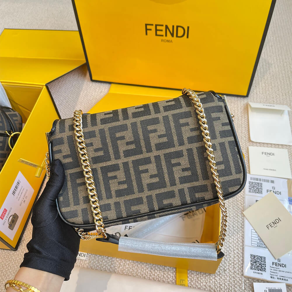 Fendi Baguette Chain Mini Bag - Replica Luxury Bags™