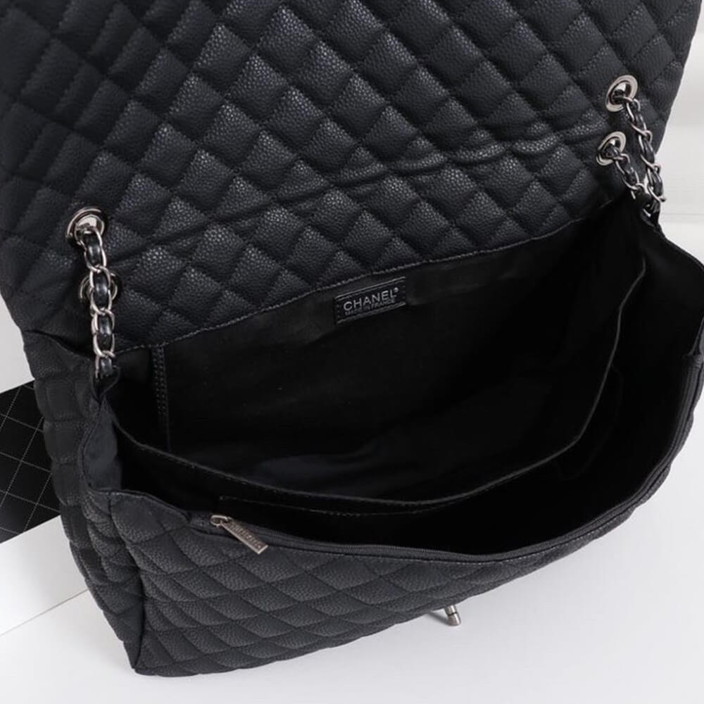 Chanel Travel Flap Bag Black - Replica Luxury Bags™