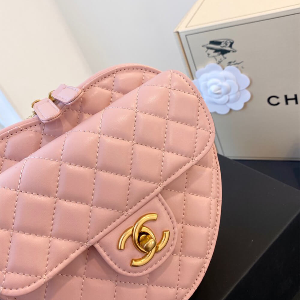 Chanel 22s Heart Bag - Replica Luxury Bags™
