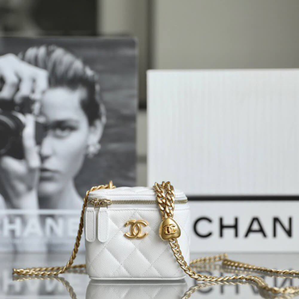 Chanel Quilted Heart Crush Mini Vanity with Chain Bag - Replica Luxury Bags™
