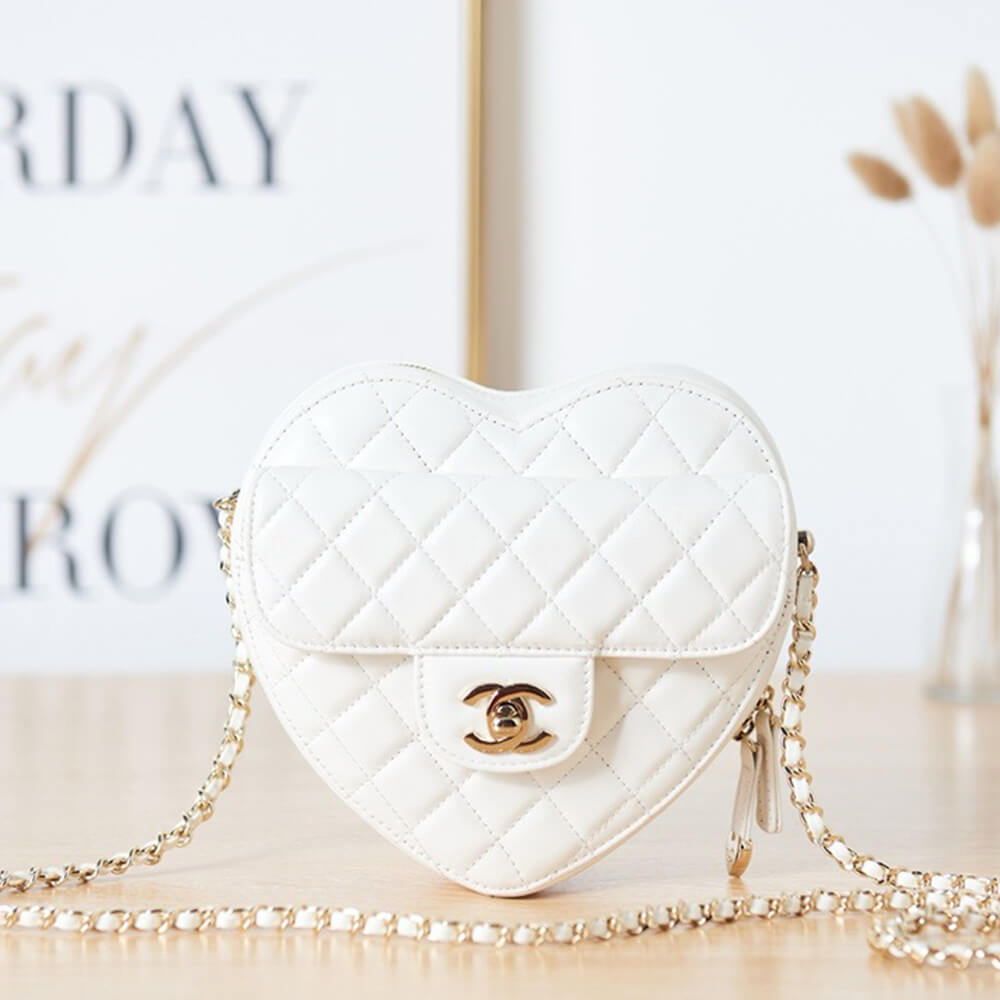 Chanel 22s Heart Bag - Replica Luxury Bags™