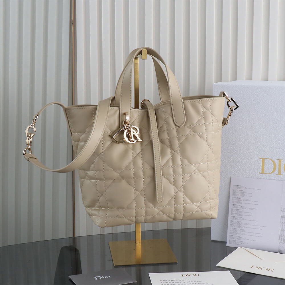 Medium Dior Toujours Vertical Tote Bag - Replica Luxury Bags™