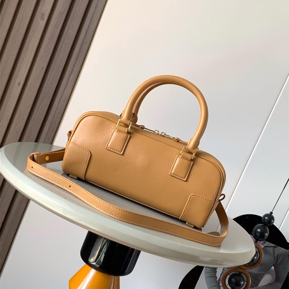 Loewe Amazona 23 Cropped Bag in Nappa Calfskin - Replica Luxury Bags™