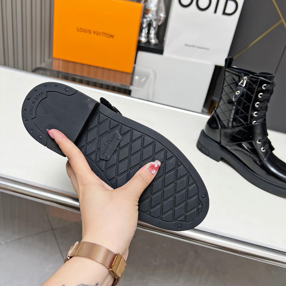 LV Citizen Flat Ranger Boot Shoes - Replica Luxury Bags™