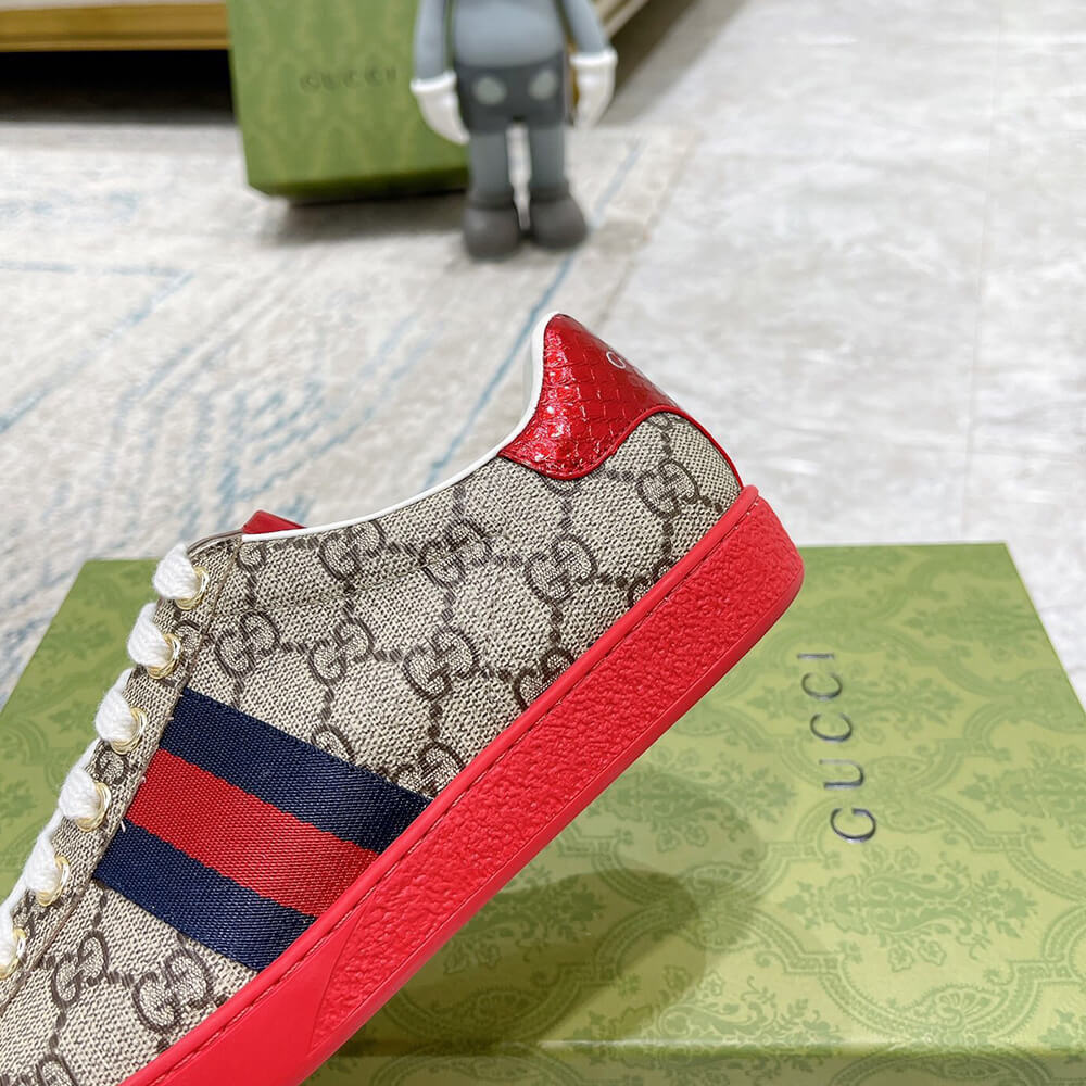 Gucci Ace GG Supreme sneaker with bees Shoes - Replica Luxury Bags™