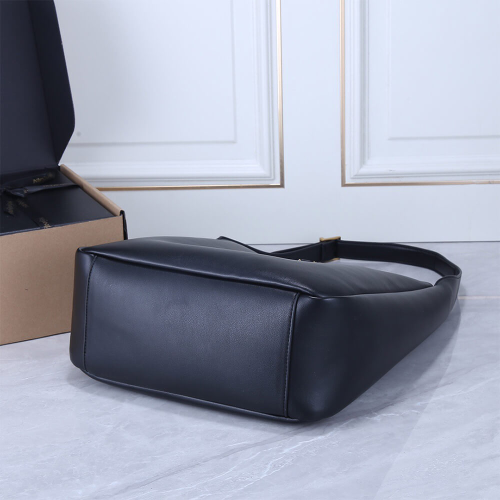 Ysl Large Le 5 A 7 Supple In Smooth Leather Bag - Replica Luxury Bags™