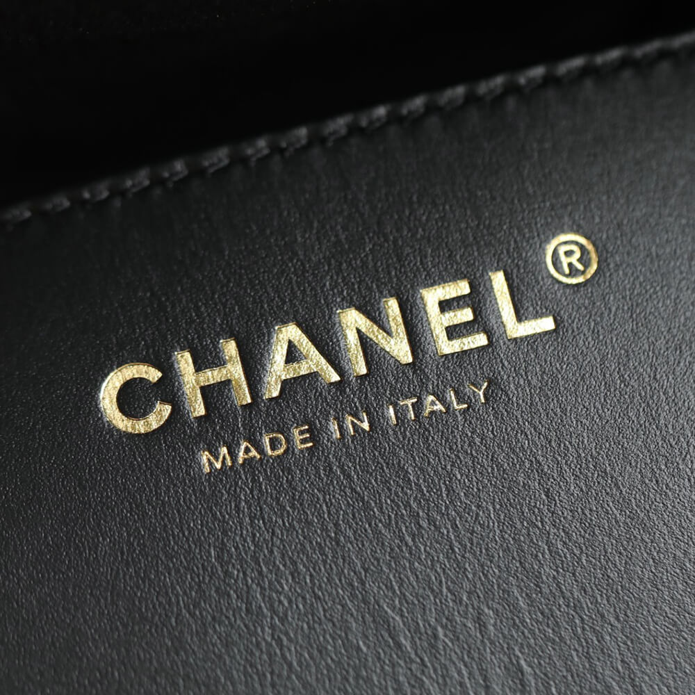 Chanel 25 Medium Handbag - Replica Luxury Bags™