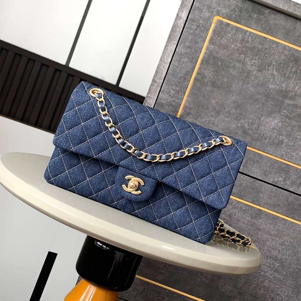 CHANEL Suede Classic Double Flap Handbag - Replica Luxury Bags™