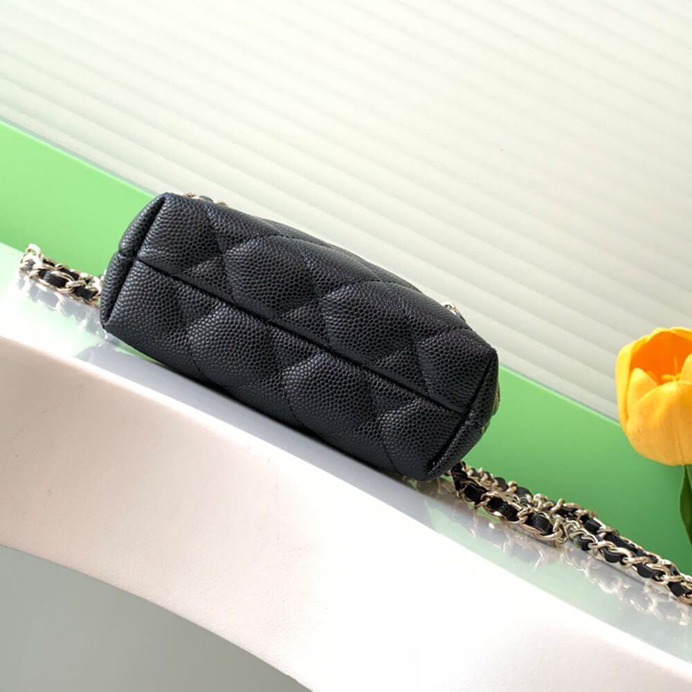 Chanel Classic Clutch Bag with Chain - Replica Luxury Bags™