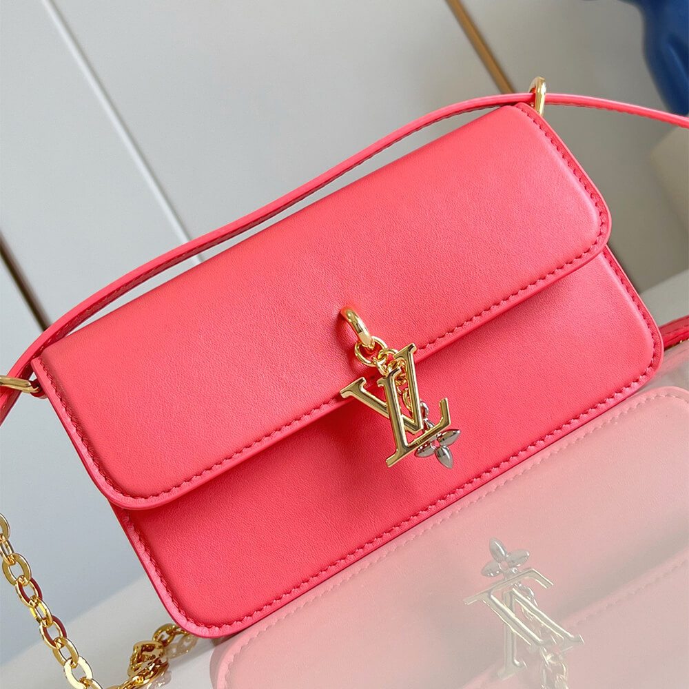 Wallet On Chain LV Bloom Bag - Replica Luxury Bags™