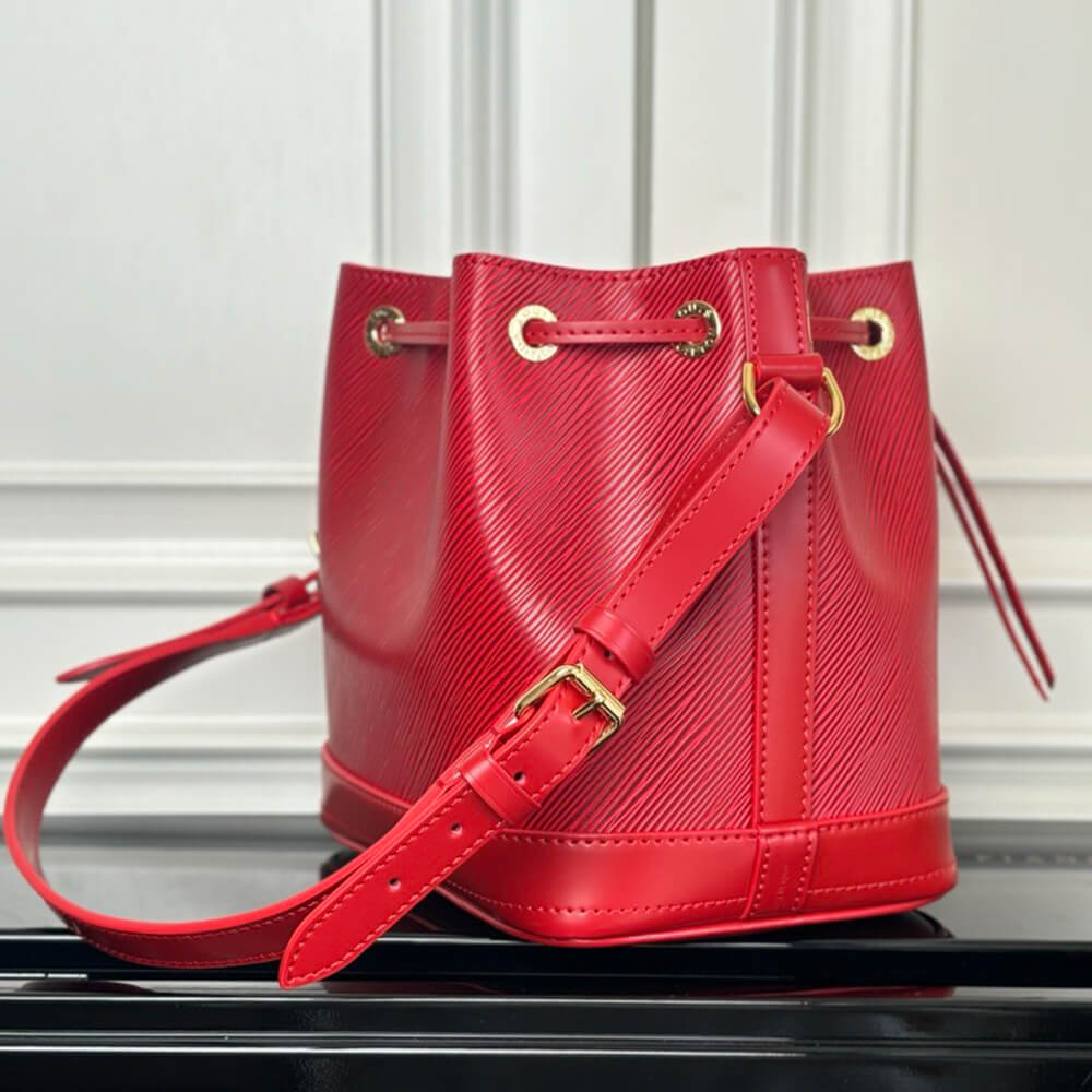 LV Noe BB Bucket Bag - Replica Luxury Bags™