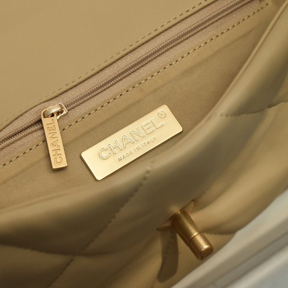 Chanel 19 Handbag - Replica Luxury Bags™