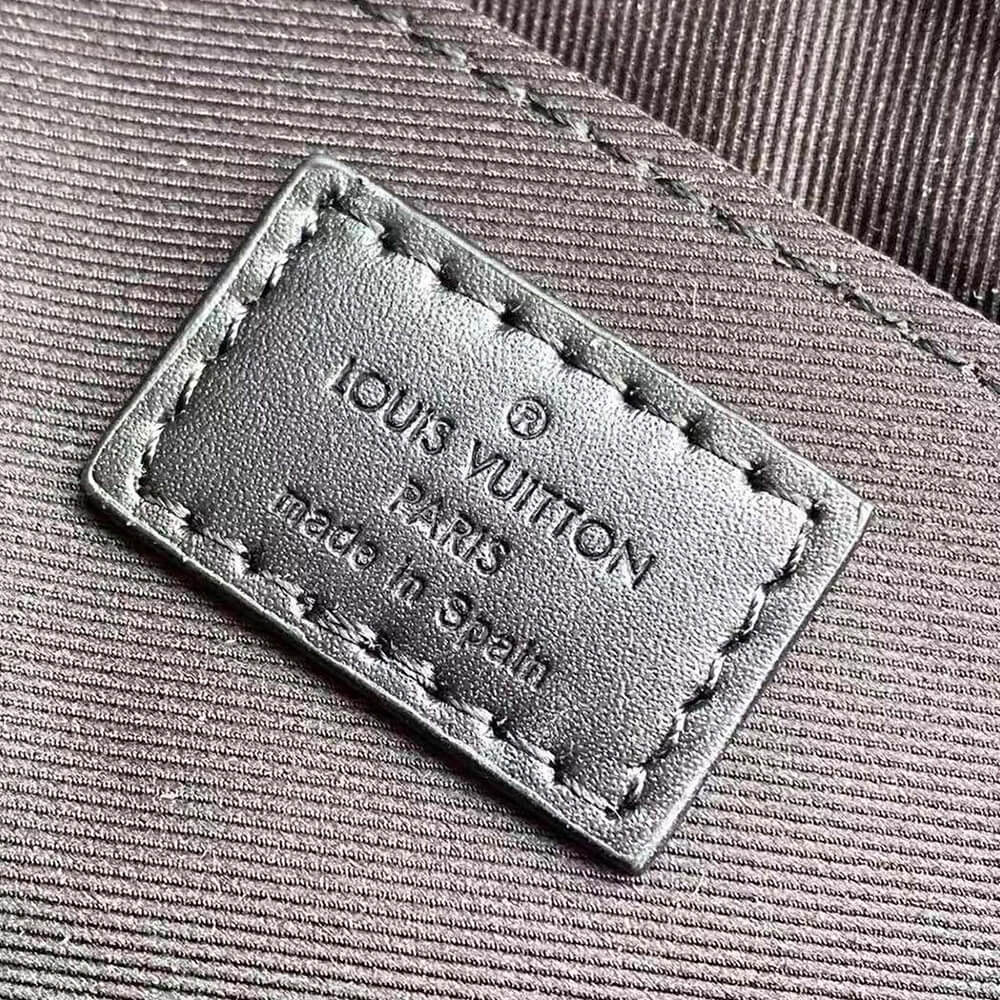 LV Pulse Wearable Wallet G65 Bag - Replica Luxury Bags™