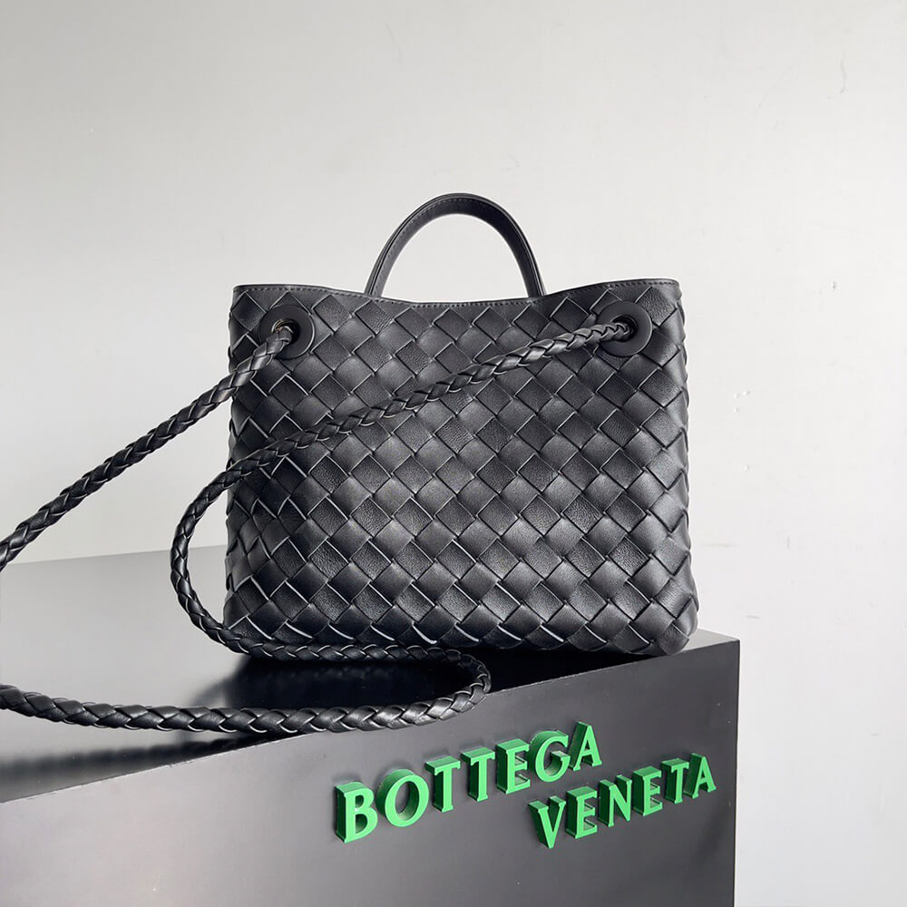 Bottega Veneta Small Andiamo Bag - Replica Luxury Bags™