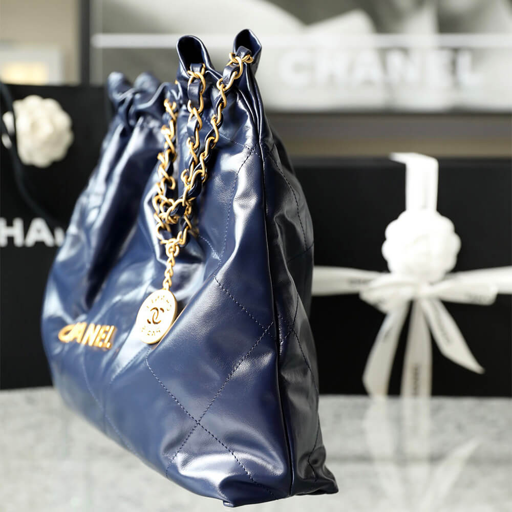 Chanel 22 Handbag - Replica Luxury Bags™