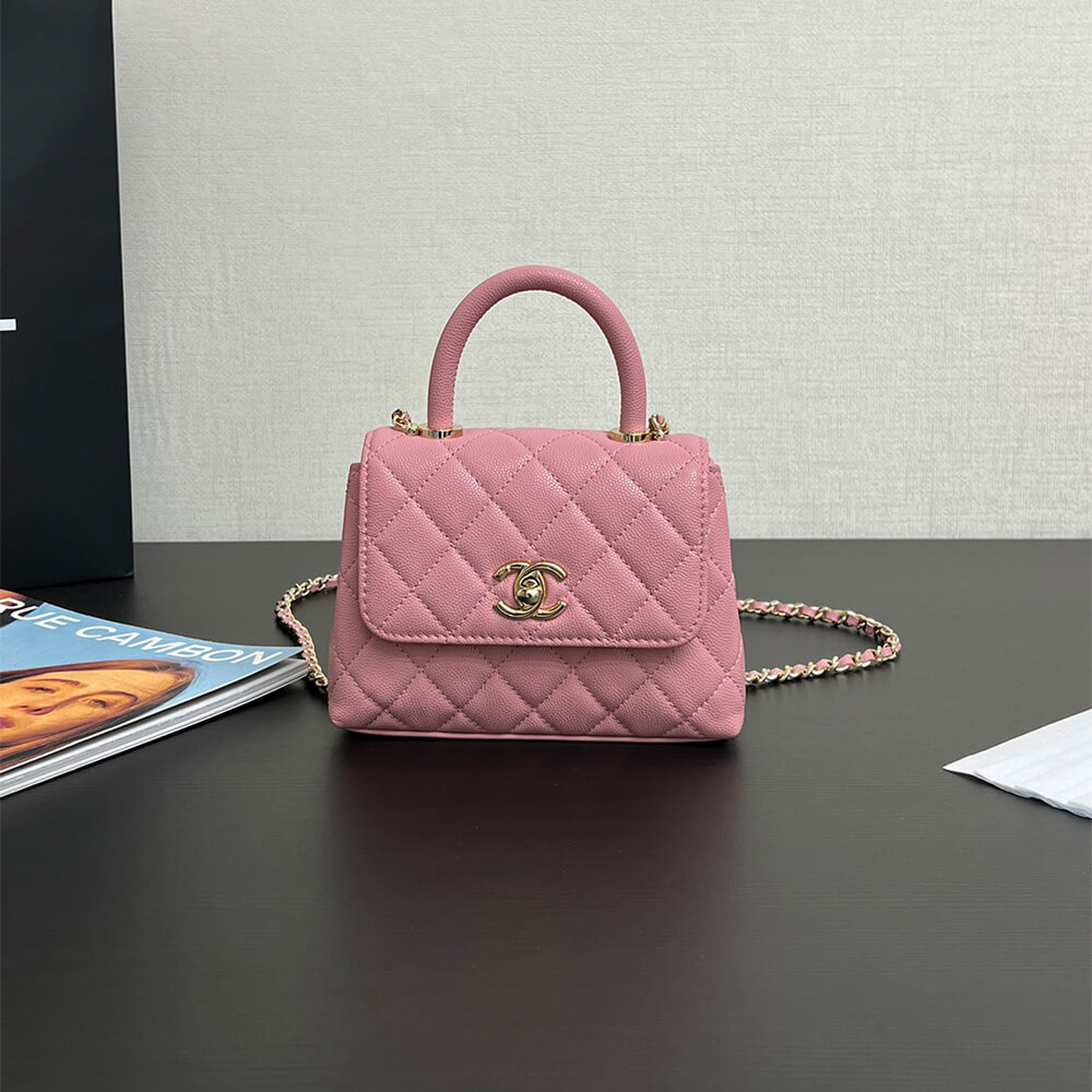 Chanel Clutch Bag in Pink with Chain and Top Handdle - Replica Luxury Bags™