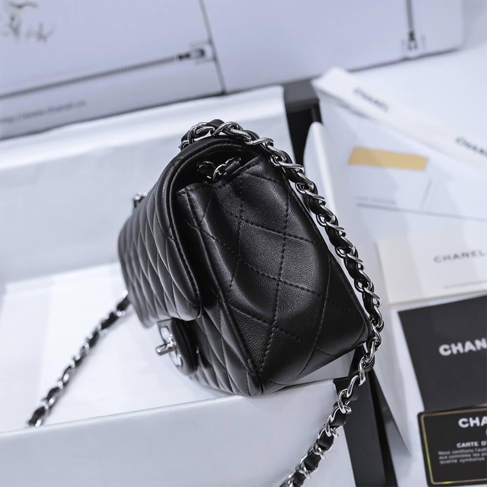 Chanel Mini Flap Bag - Replica Luxury Bags™
