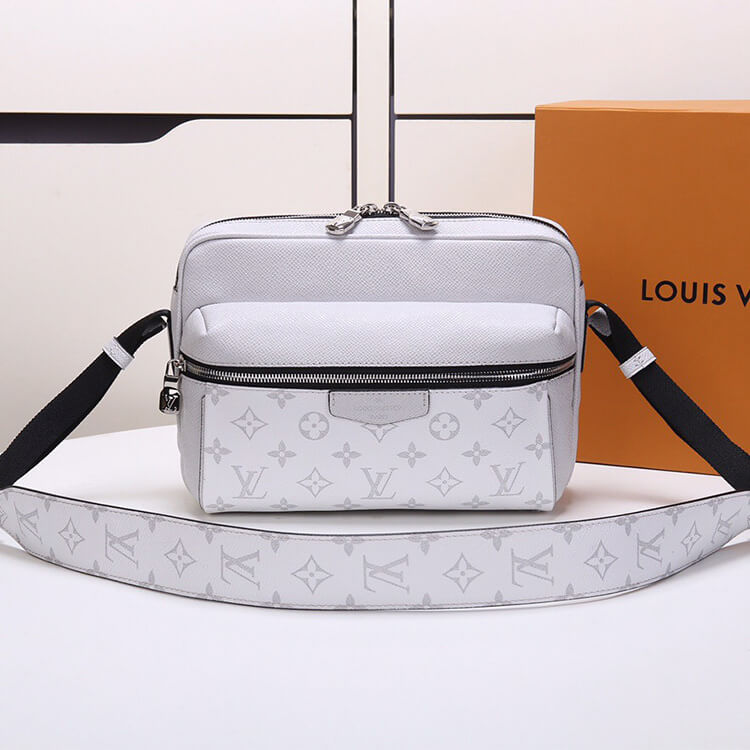 LV Outdoor Messenger Bag - Replica Luxury Bags™