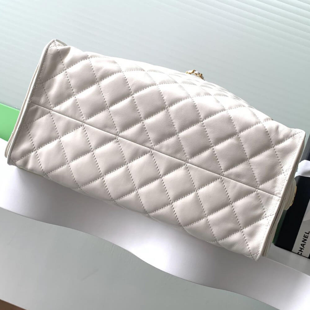 Chanel 25 Medium Handbag - Replica Luxury Bags™