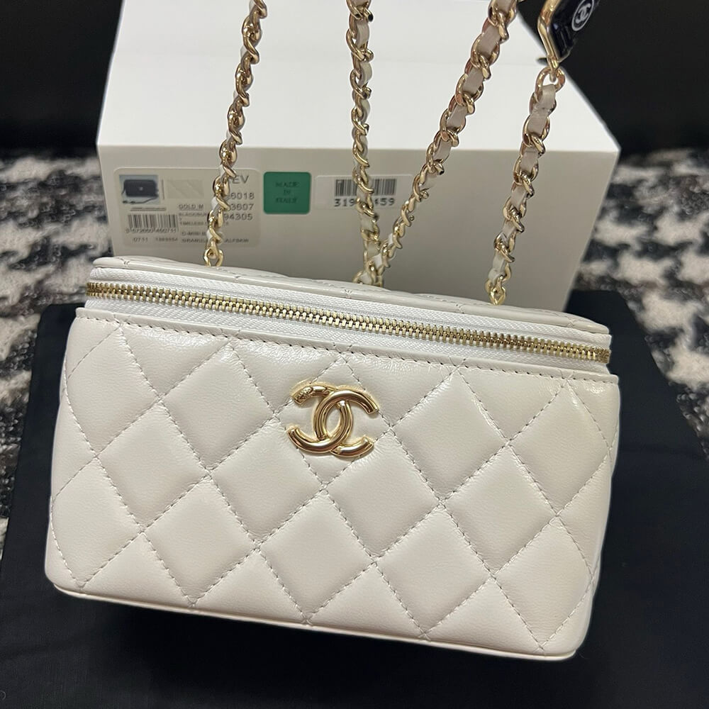 Chanel Vanity Case Bag With Chain - Replica Luxury Bags™
