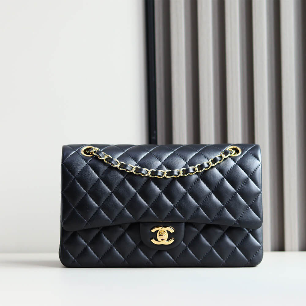 Chanel Classic Flap Handbag - Replica Luxury Bags™