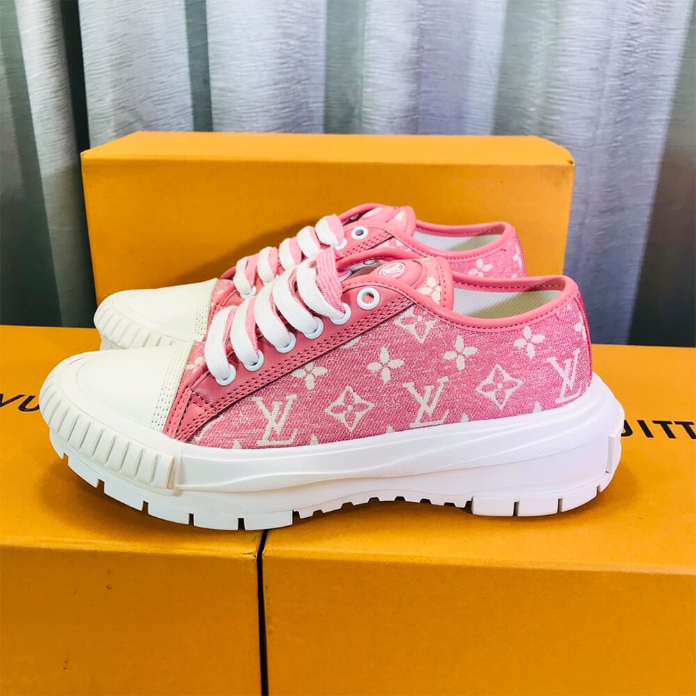 LV Squad Sneaker Shoes - Replica Luxury Bags™