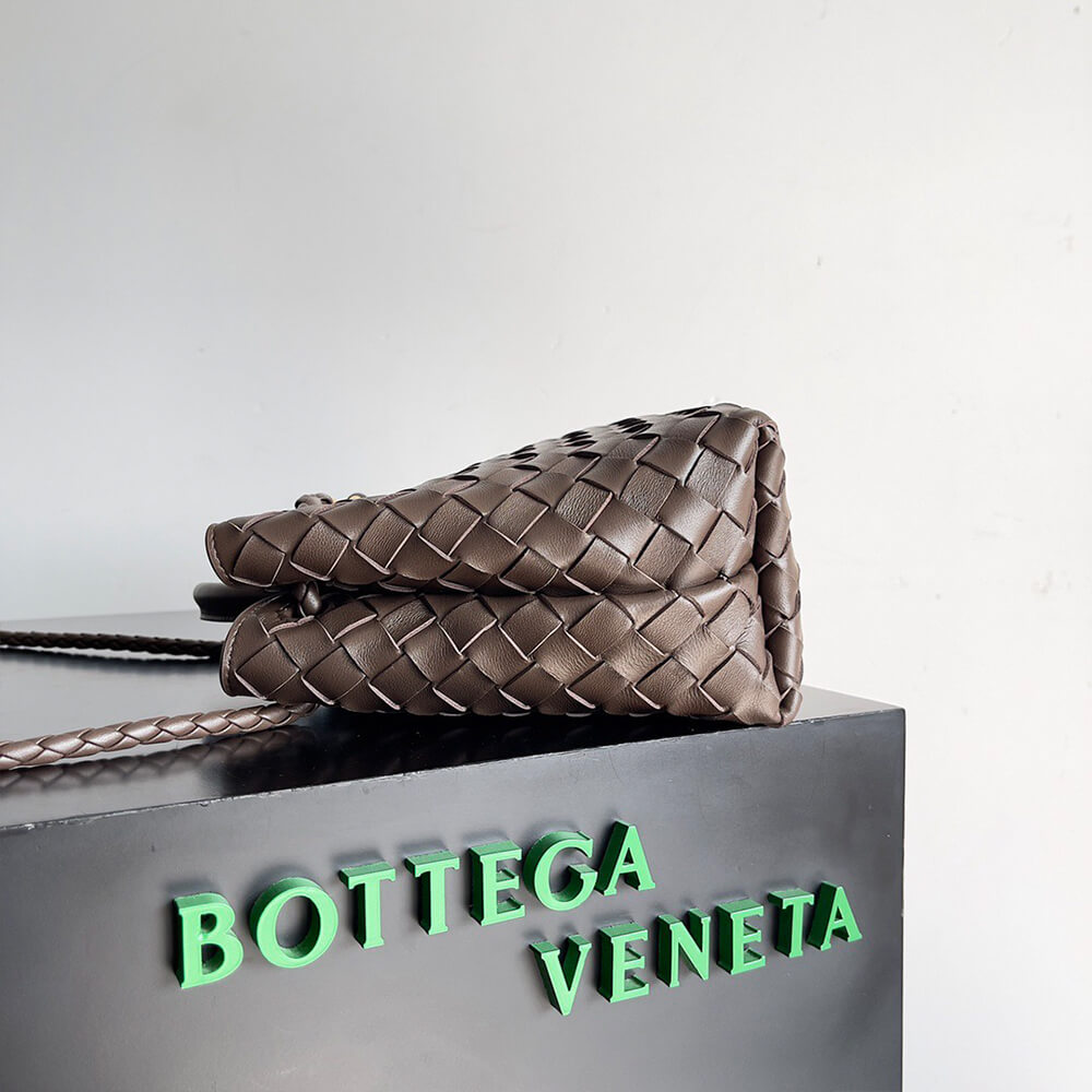 Bottega Veneta Small Andiamo Bag - Replica Luxury Bags™