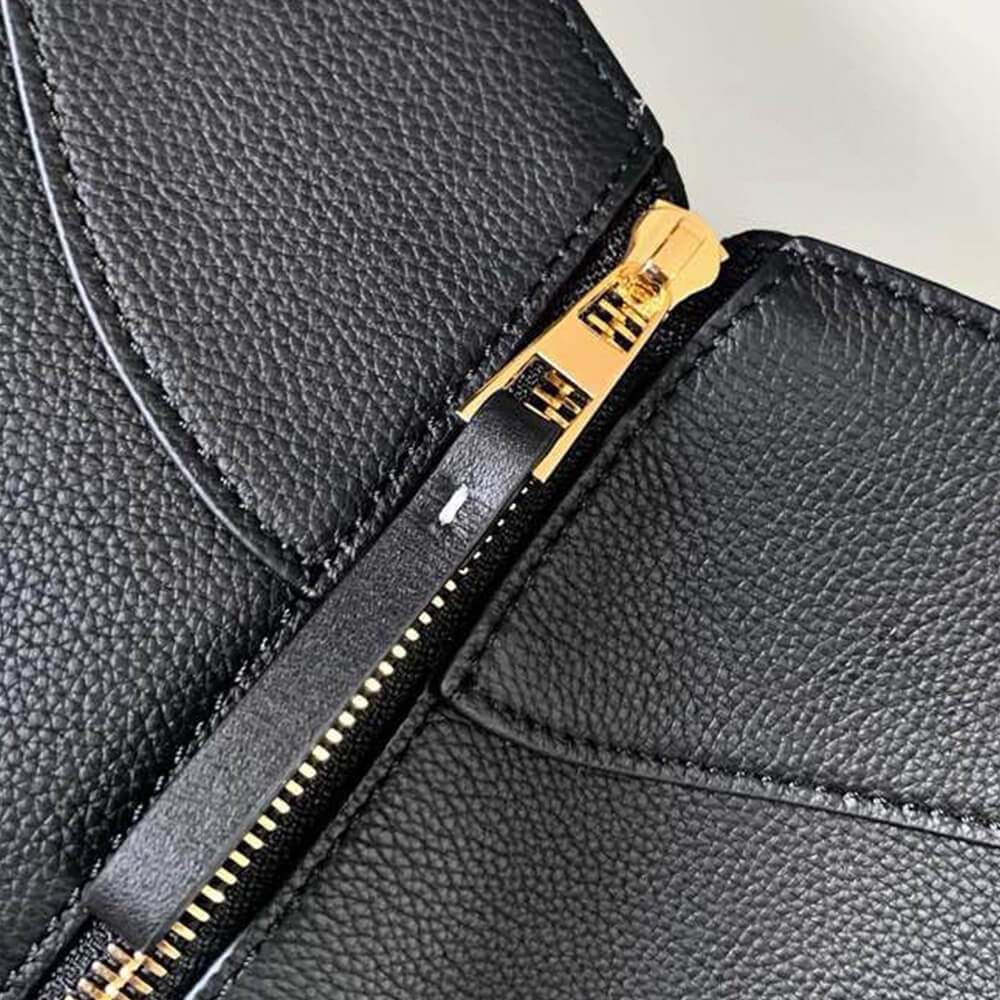 Loewe Small Hammock Bag in Soft Grained Calfskin - Replica Luxury Bags™