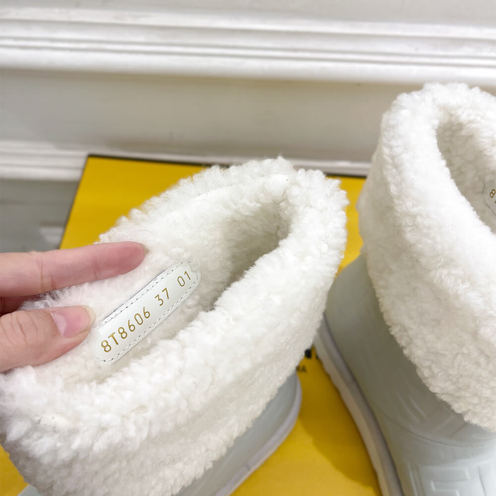 Fendi Apres Chic Shoes - Replica Luxury Bags™