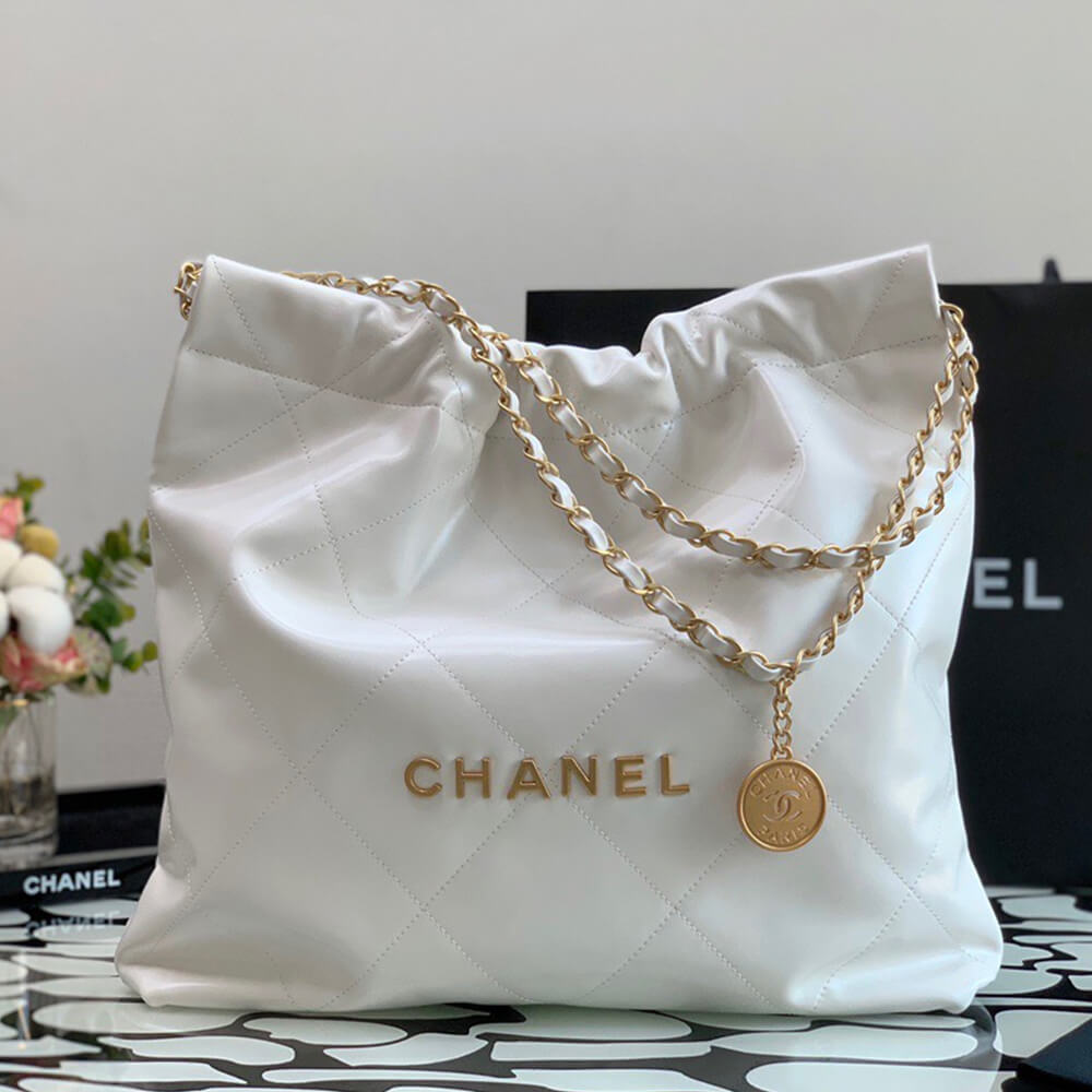 Chanel 22 Small Handbag in White with Gold Hardware - Replica Luxury Bags™