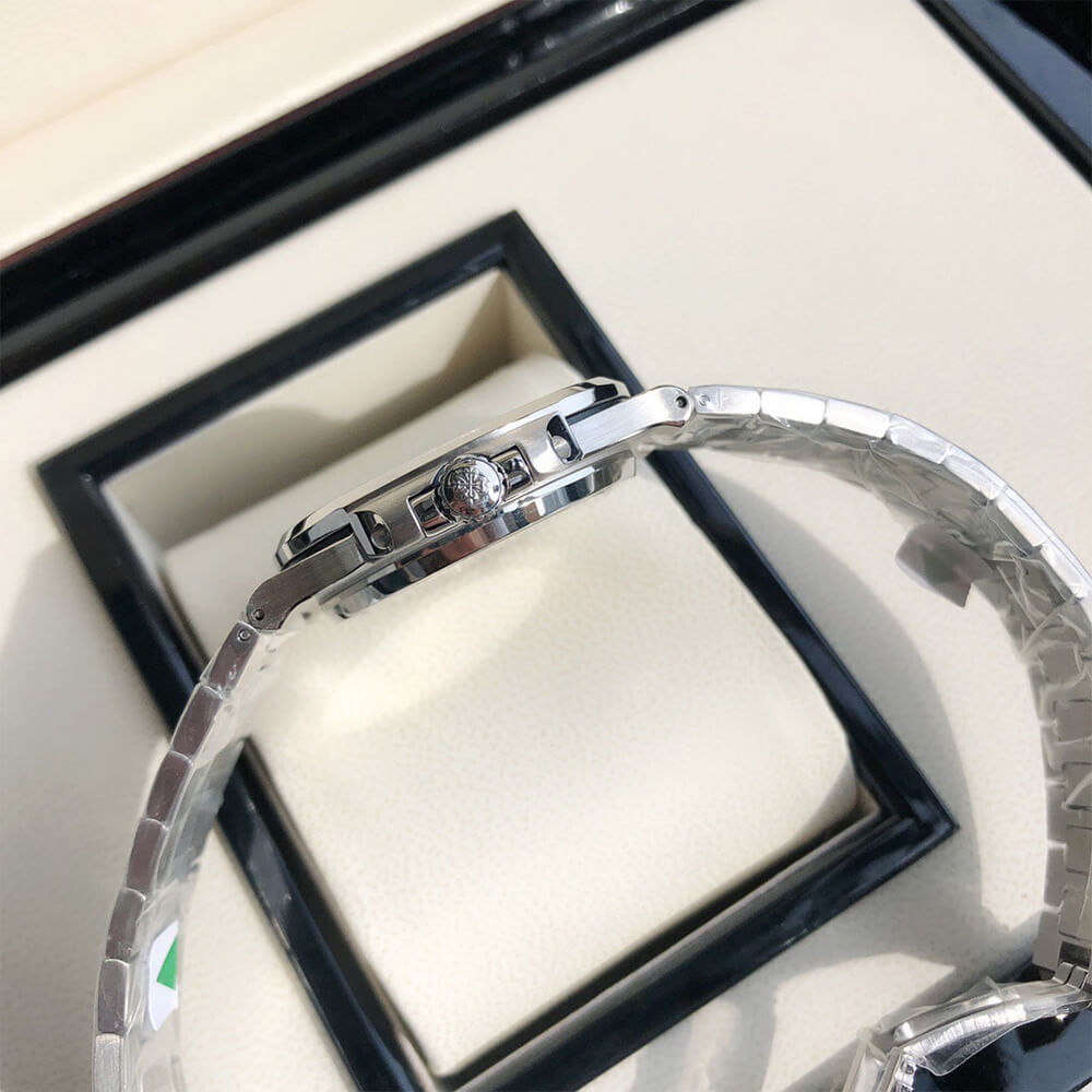 Patek Philippe Nautilus 5711/1A - Replica Luxury Bags™