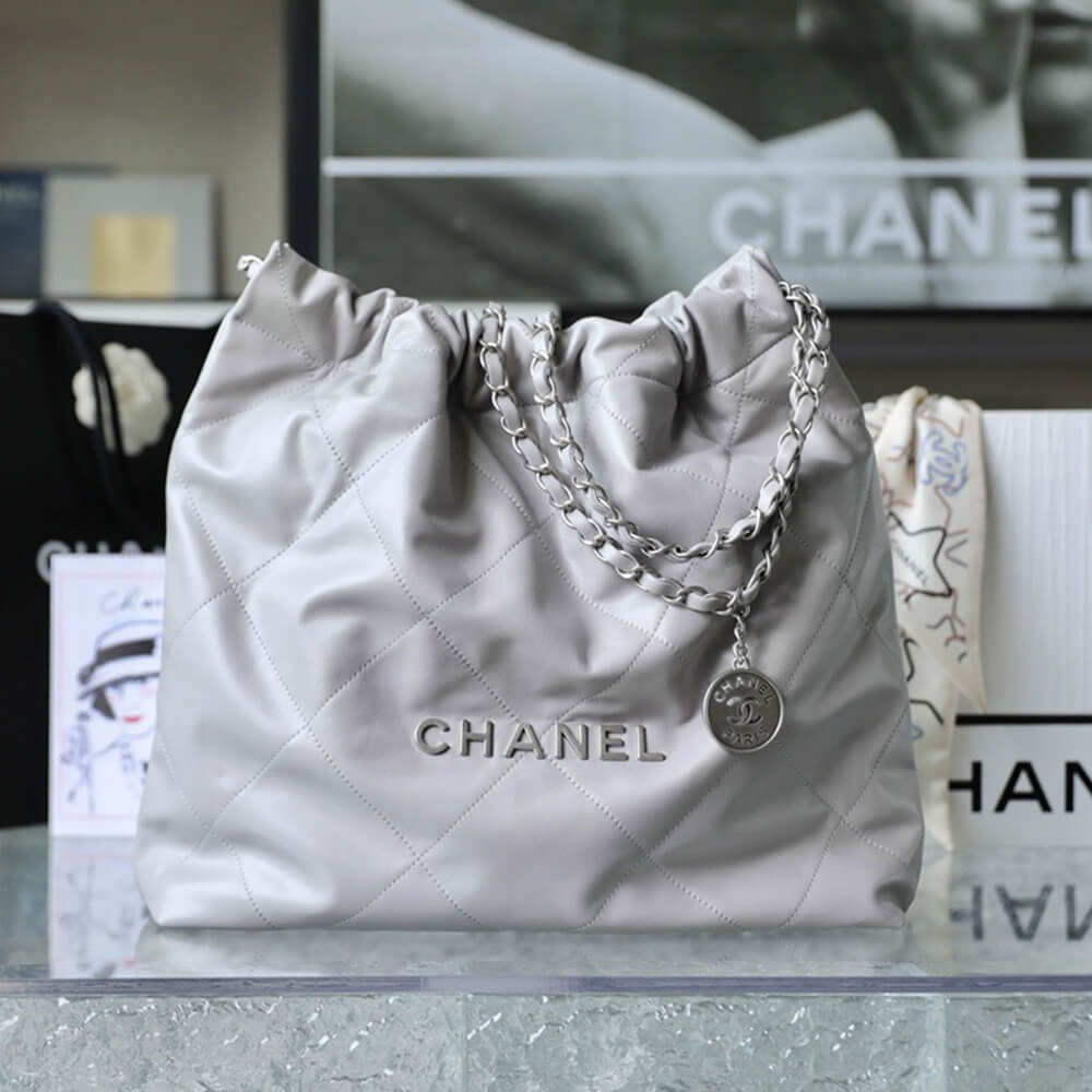 Chanel 22 Handbag - Replica Luxury Bags™