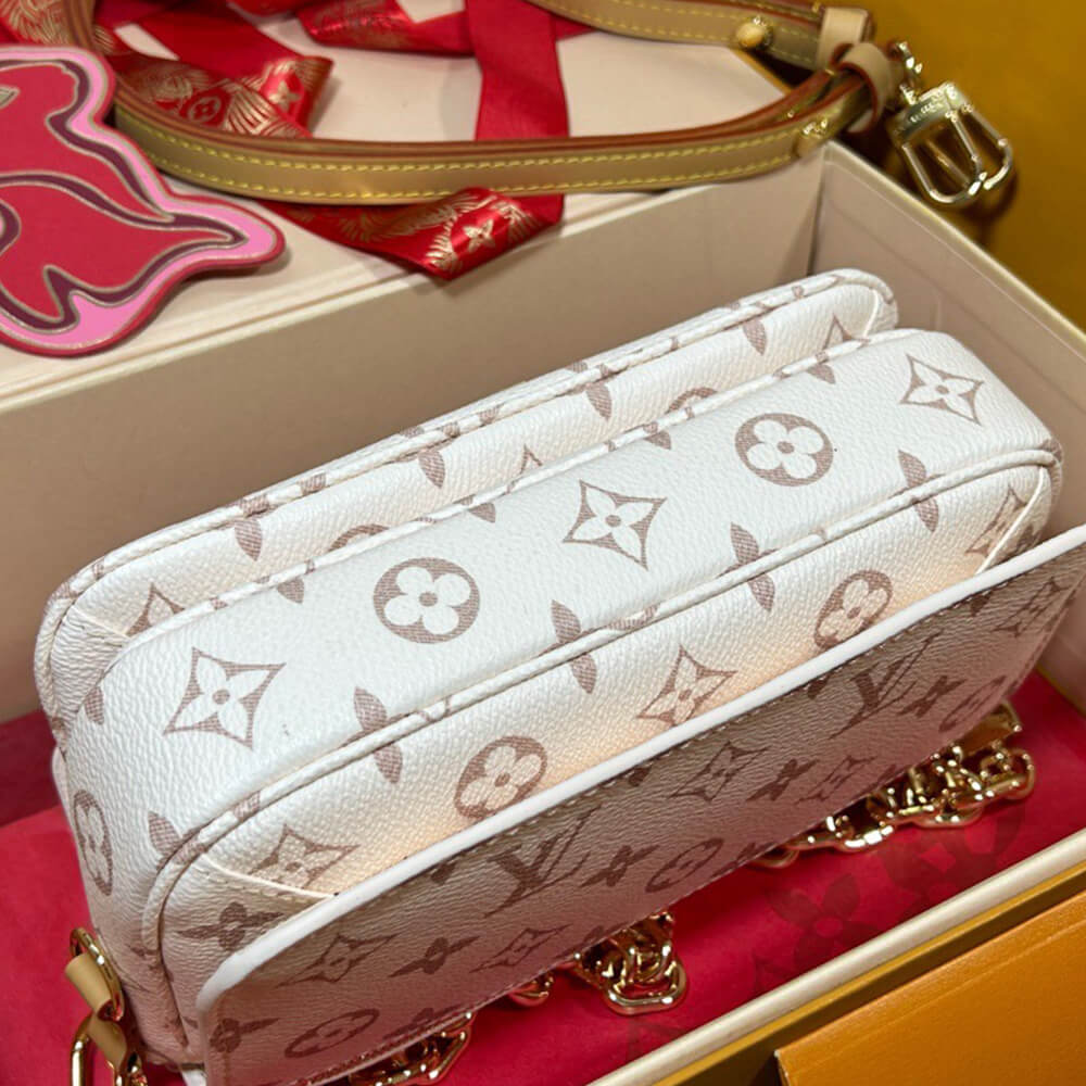 LV Pochette Métis East West Bag - Replica Luxury Bags™