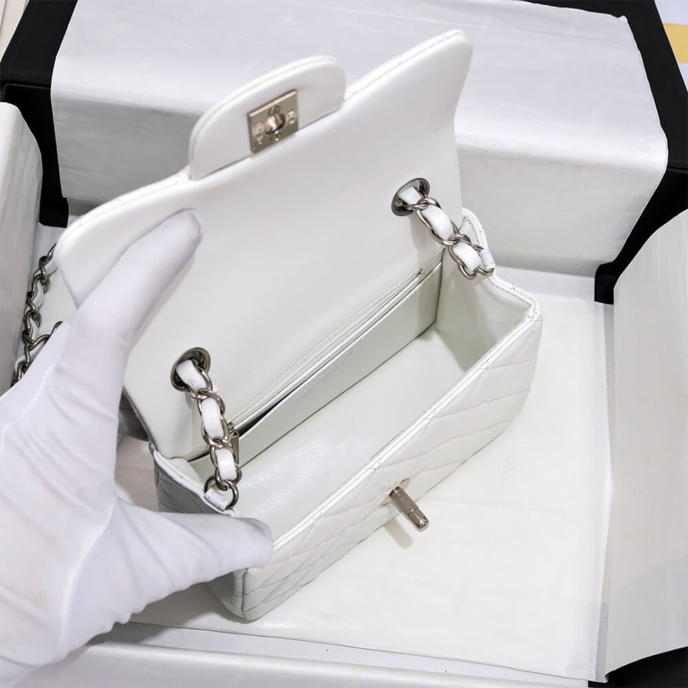 Chanel Mini Flap Bag - Replica Luxury Bags™