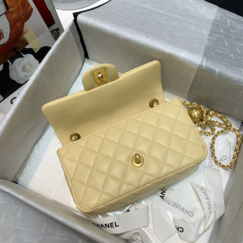 Chanel Classic Flap Shoulder Bag - Replica Luxury Bags™