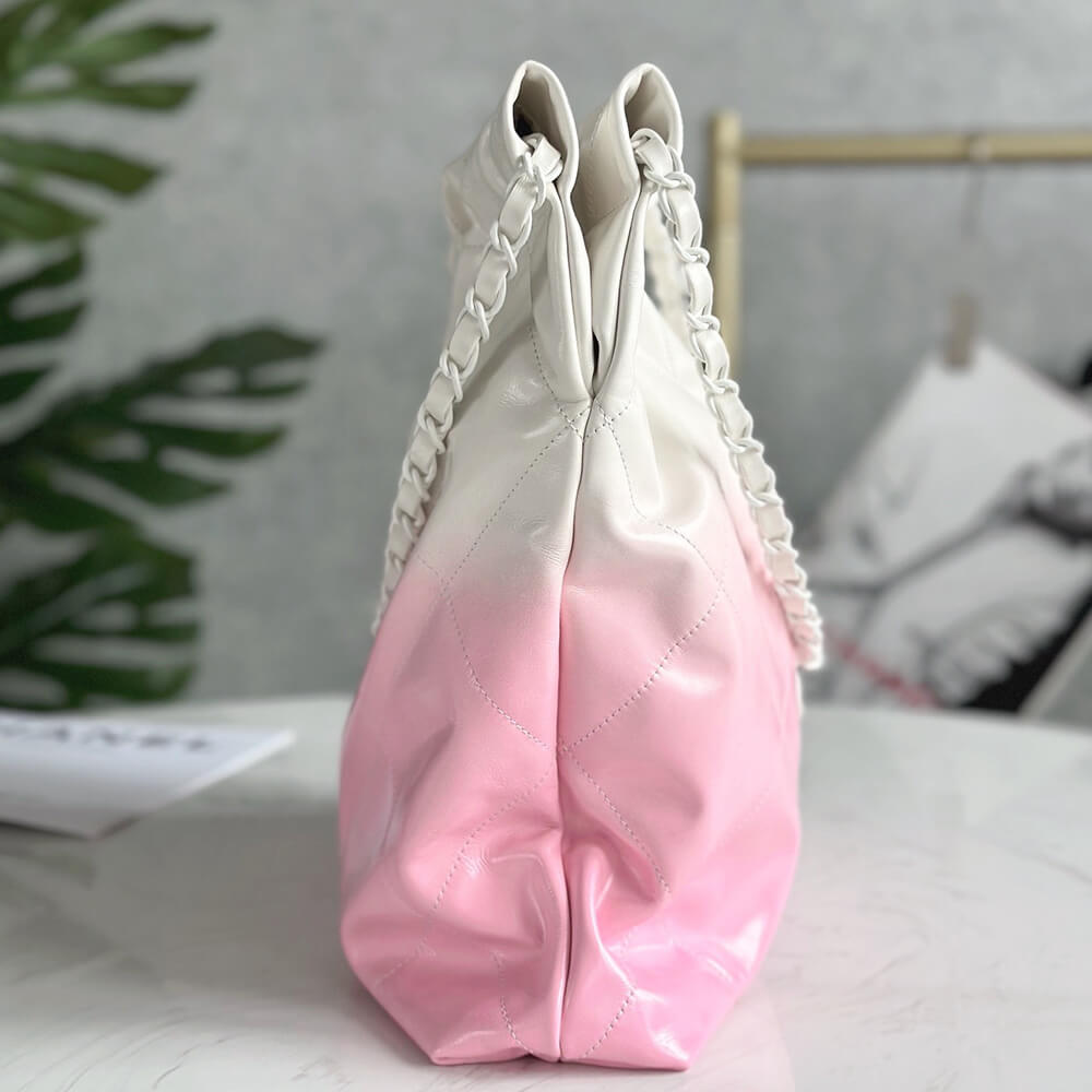 Chanel 22 Handbag - Replica Luxury Bags™