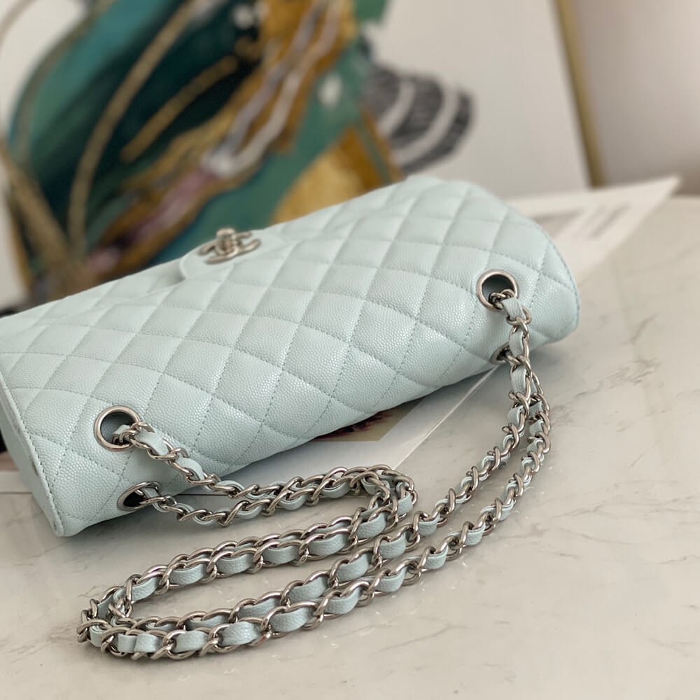 Chanel Classic Flap Handbag - Replica Luxury Bags™