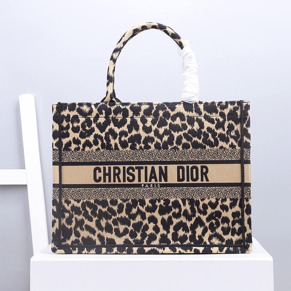 Medium Dior Book Tote Bag - Replica Luxury Bags™