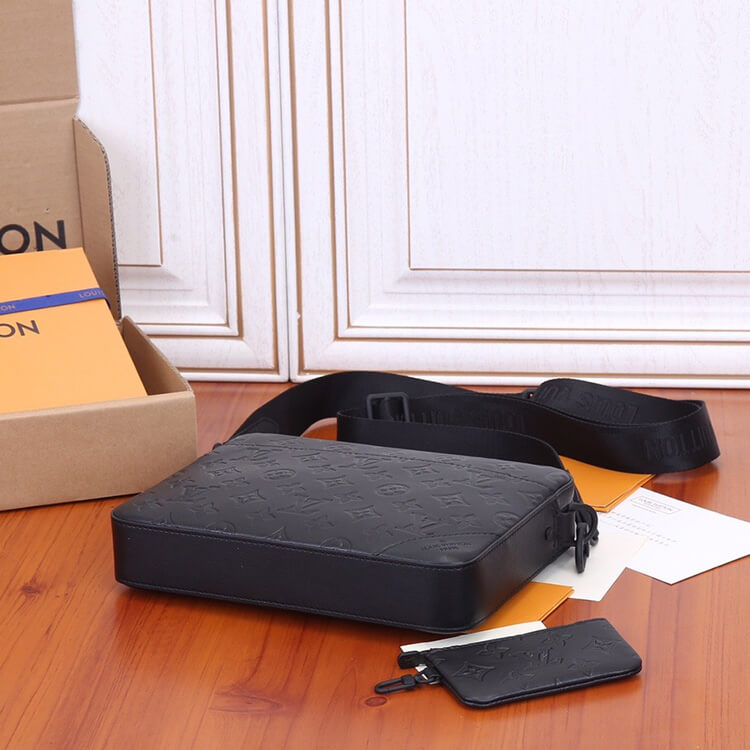 LV Duo Messenger Men's Bag - Replica Luxury Bags™