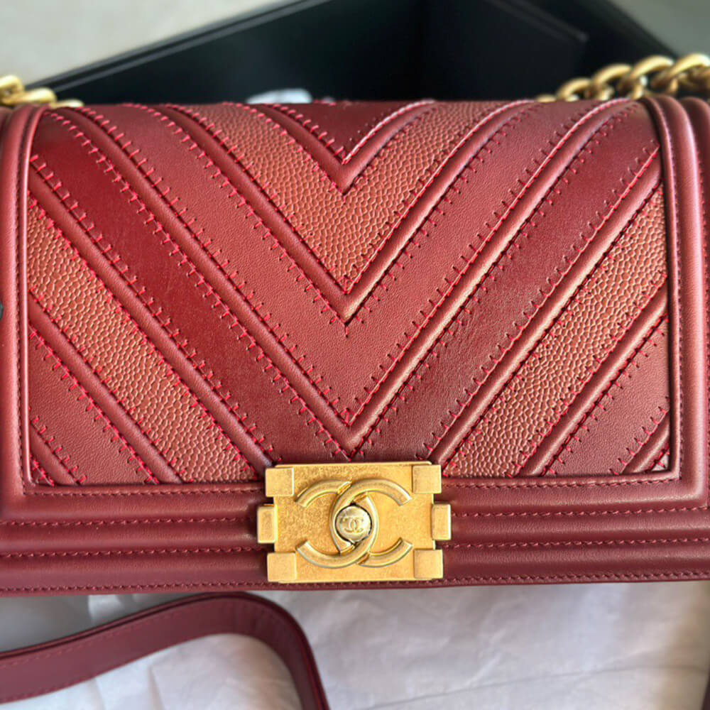 Chanel Chevron Boy Handbag - Replica Luxury Bags™