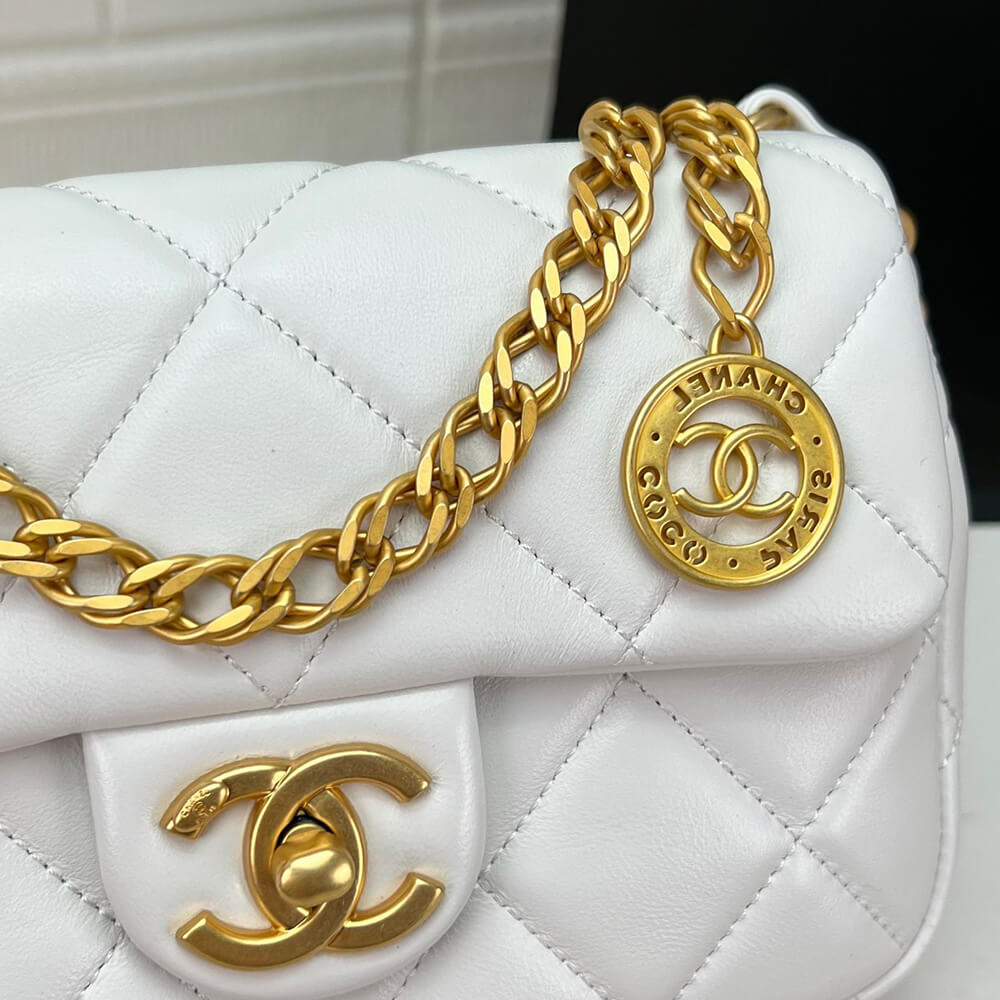 Chanel Small Flap Bag - Replica Luxury Bags™