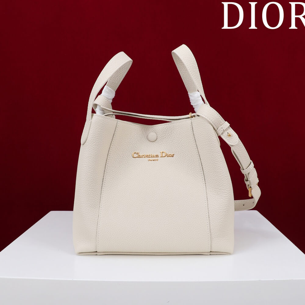 Dior Medium Signature Bucket Bag - Replica Luxury Bags™