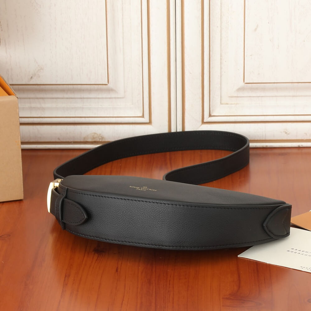 LV Low Key Bumbag - Replica Luxury Bags™