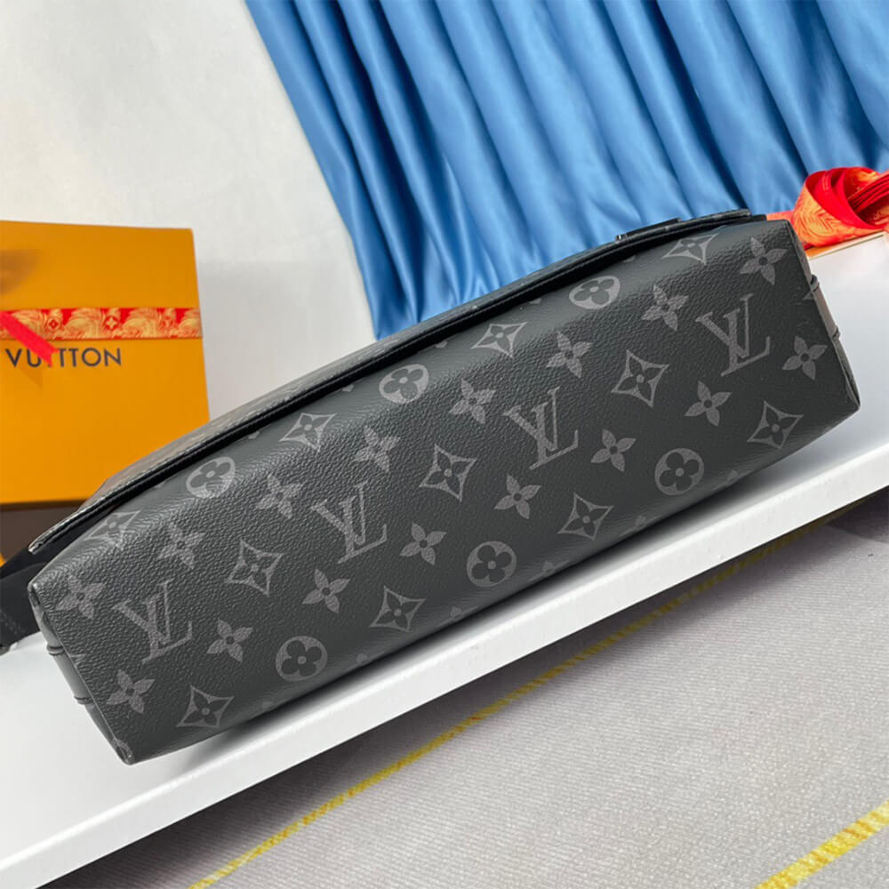 LV District MM Bag - Replica Luxury Bags™