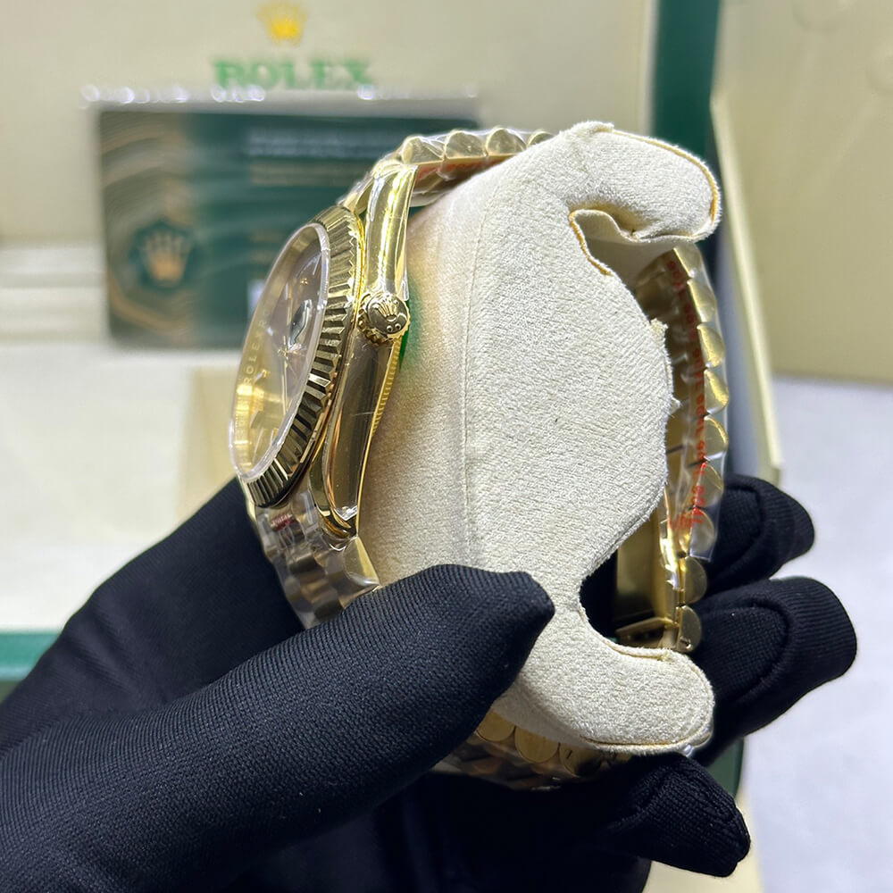 Rolex Day-Date 40 - Replica Luxury Bags™