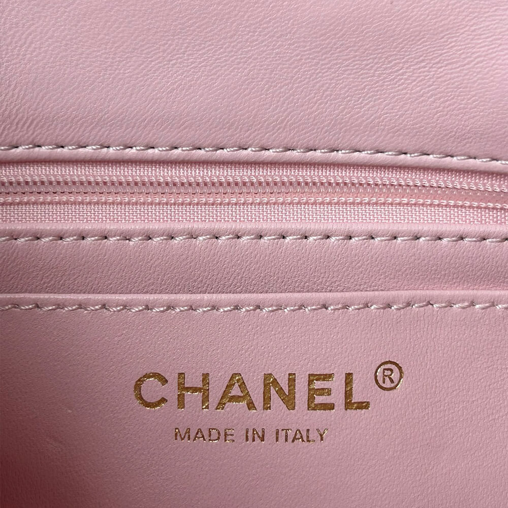 Chanel Mini Classic Handbag With Top Handle in Pink - Replica Luxury Bags™